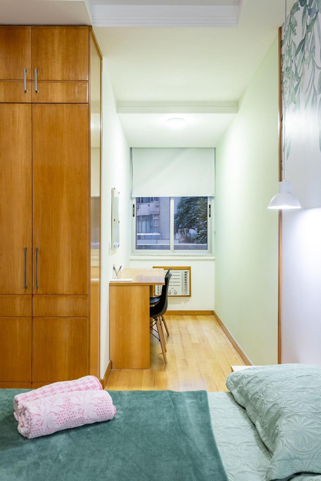 Apartamento Novo. Vista Lateral A Praia, 2 Ou 3 Quartos, Wi Fi, Cozinha Completa E Ar. Rio de Janeiro